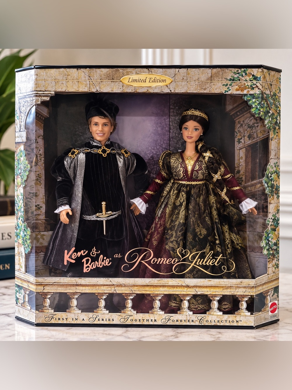 1997 Barbie & Ken Romeo & Juliet Limited Edition Doll Set #19364 NIB